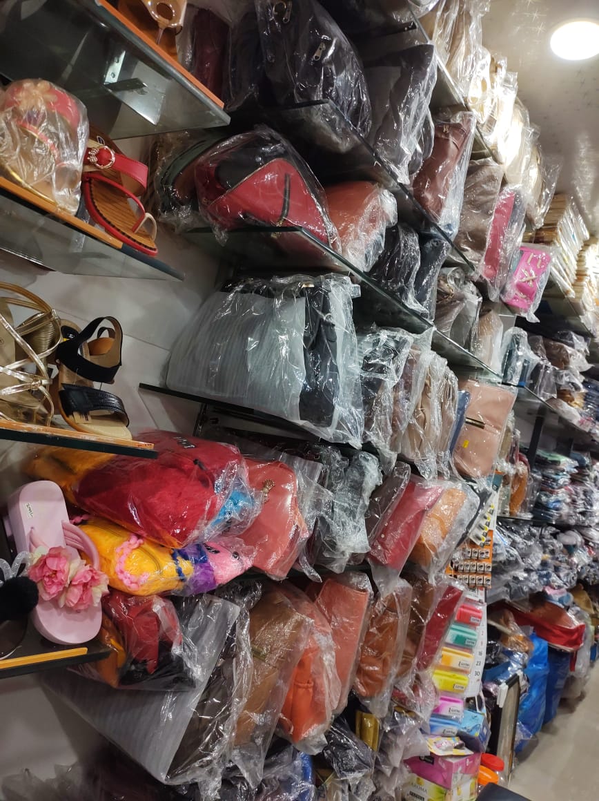 VARNAM COLLECTIONS CHERUPUZHA